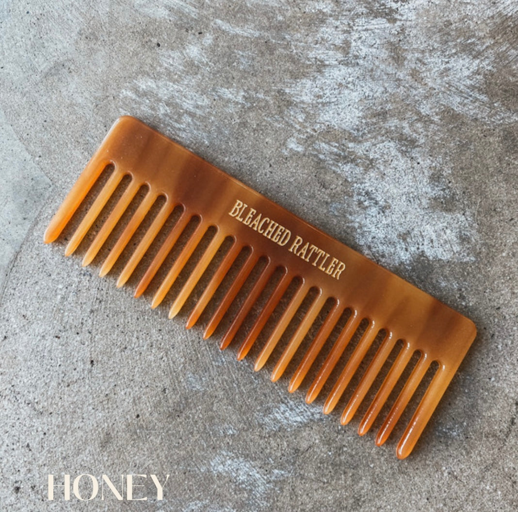 Bleached Rattler Styling Comb